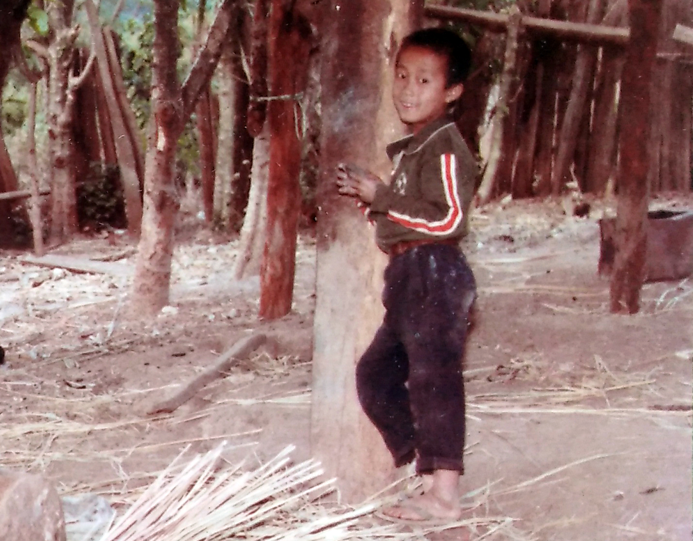 ในวัยเด็กคุณวิชัยเกิดและอาศัยอยู่ในชนบท
